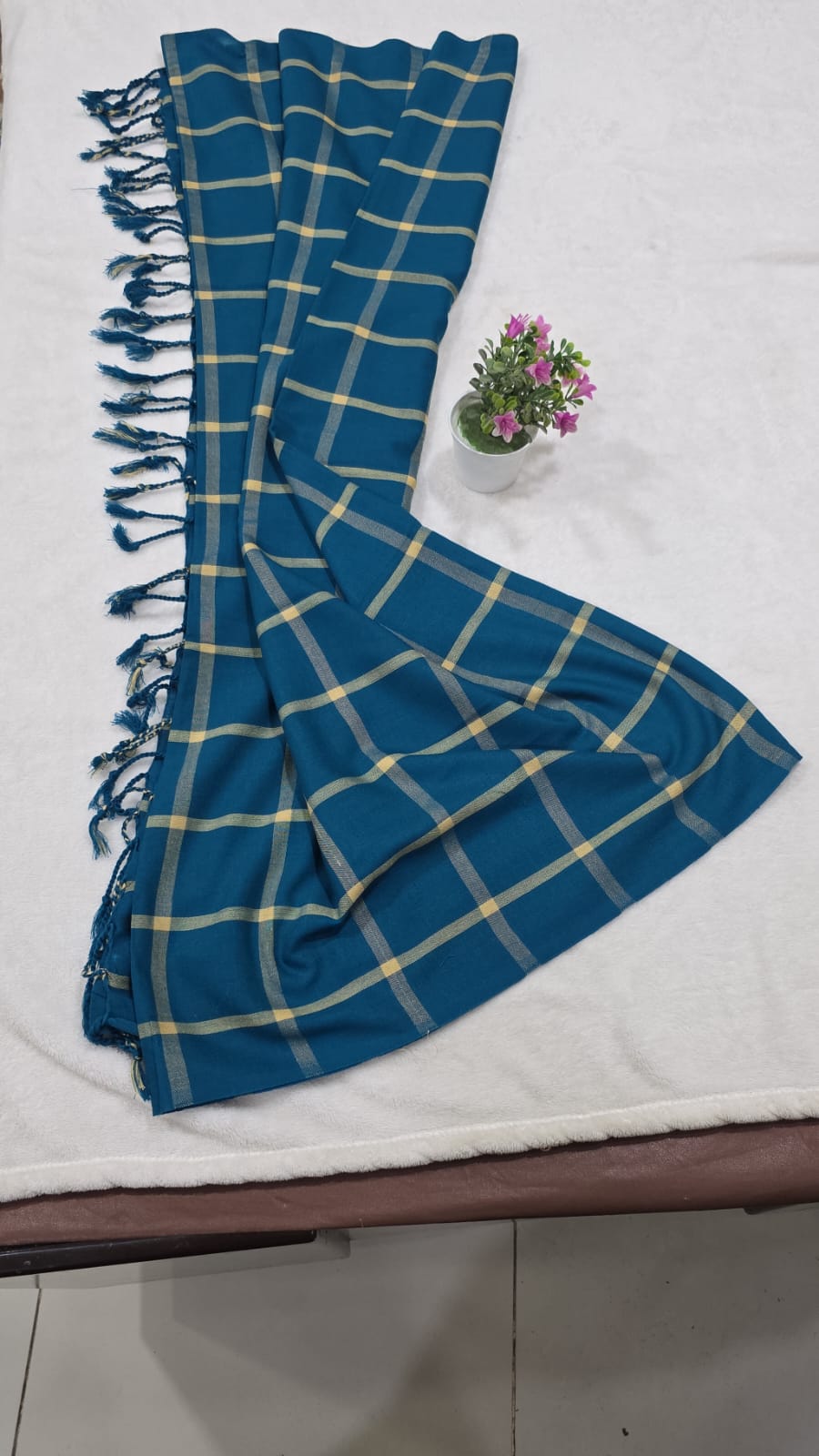 Blue-Check Shawl-002