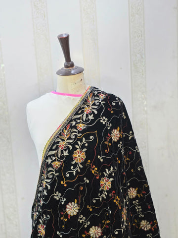 BLACK VELVET SHAWL